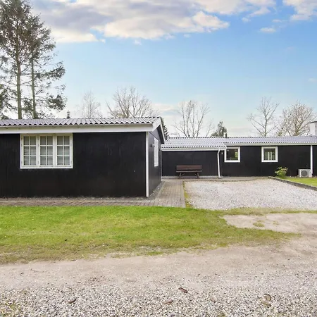 14 Person In Orsted Vakantiehuis *